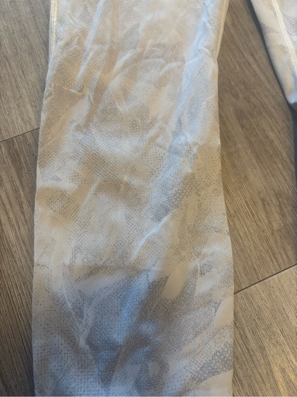 Lululemon size 8 Train Times pant - Picture 3 of 6